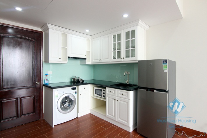 Lakeview studio apartment for rent in Tay Ho, Hanoi
